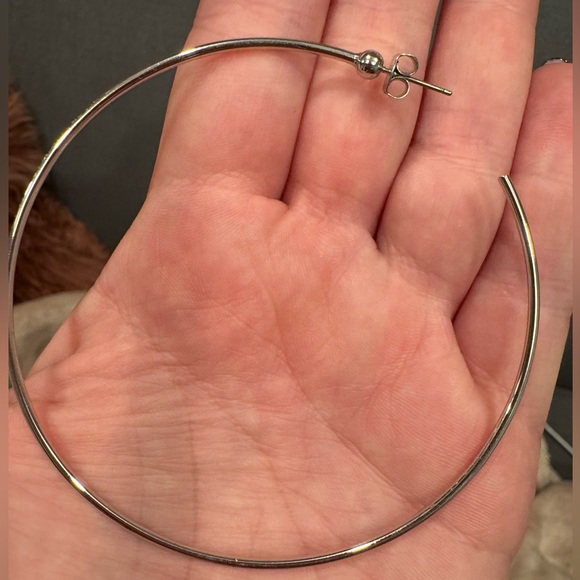 Big hoop earrings 3 inch silver tone - Picture 3 of 3